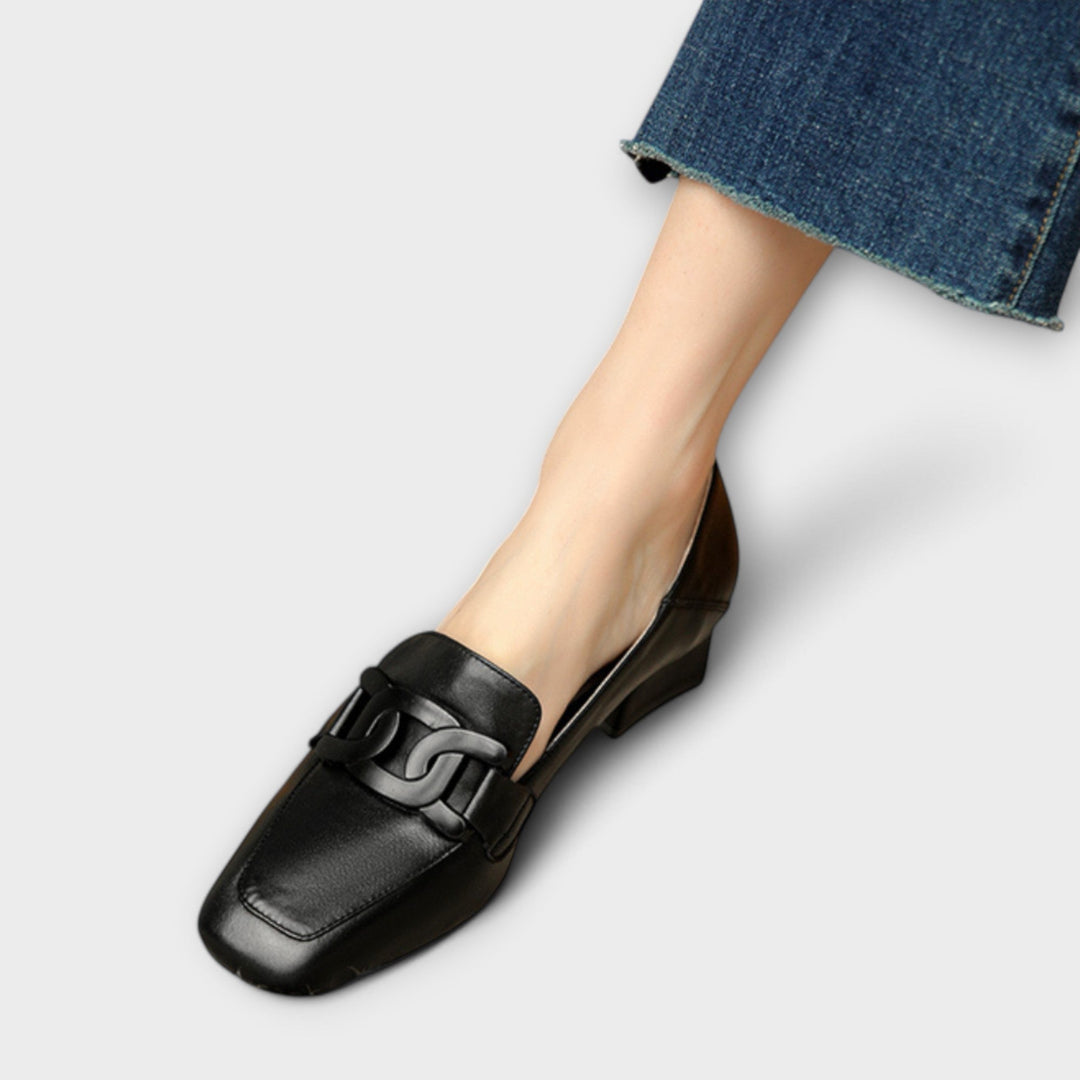 Monika - Sophisticated Gloss Slippers