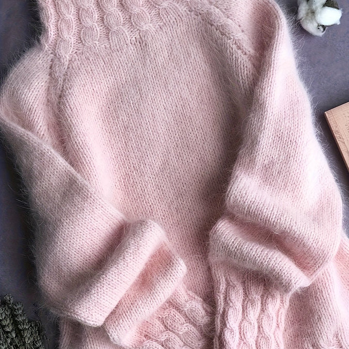 Marisienne | Women's Alpaca Wool Cable Knit Turtleneck Sweater