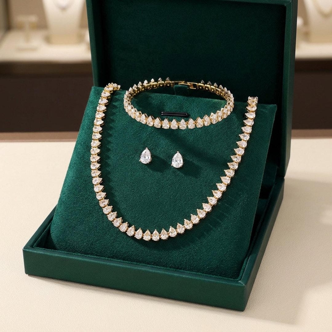 Necklace worn on a model's neckline
