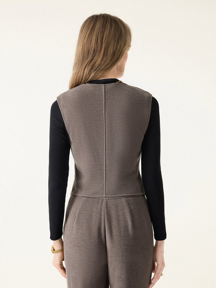 Petite-Friendly V-Neck Sleeveless Button-Down Cropped Vest