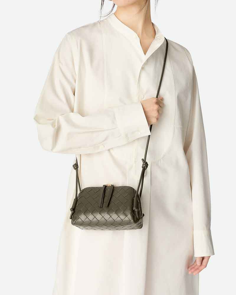 Women’s Travel Airport Intrecciato Crossbody Pouch Bag