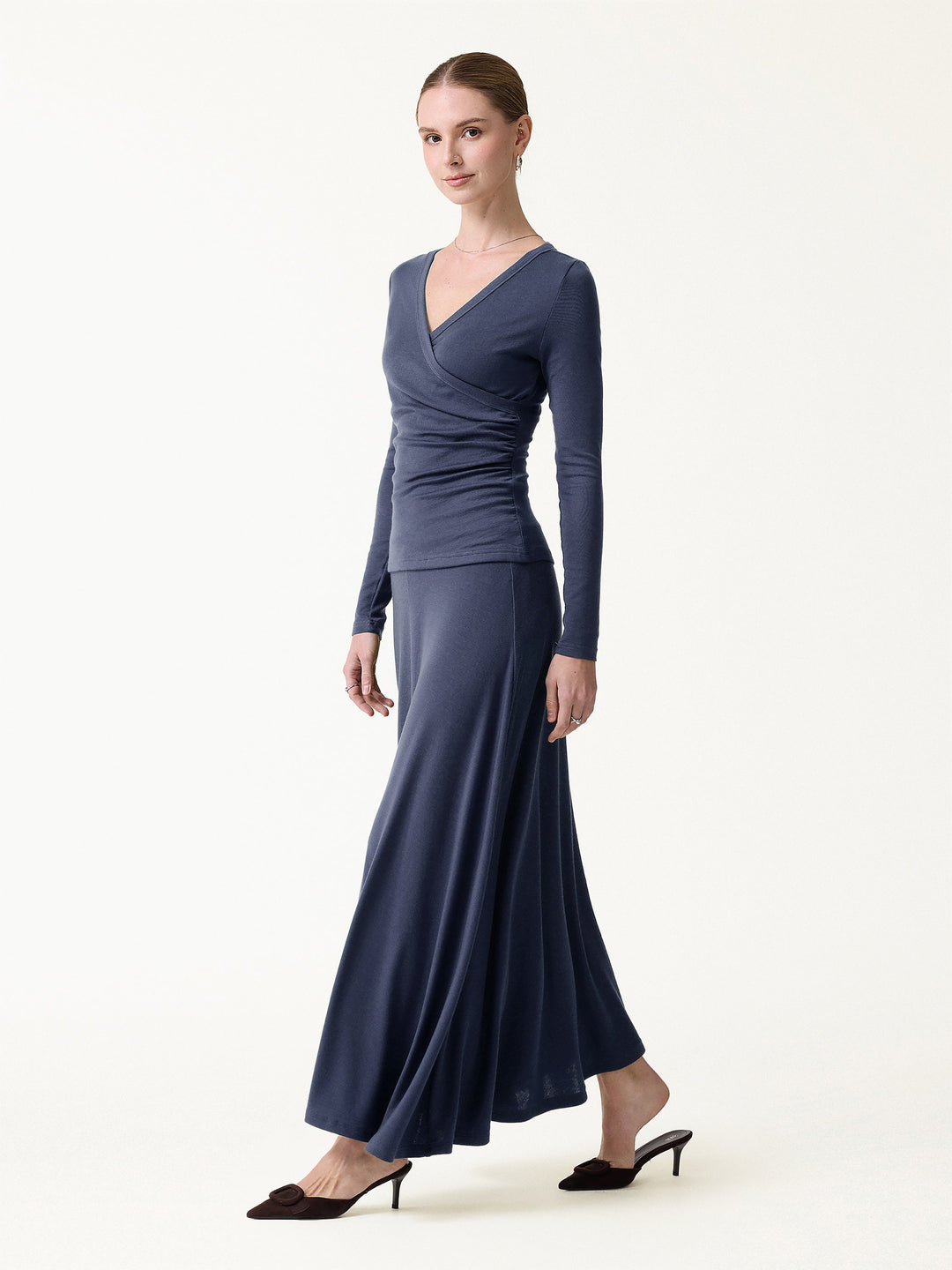 2Pcs Set LiteWarm Surplice Ruched Top & Blend Mid-Rise Umbrella Maxi Skirt — women's women > bundles&sets > bundles, front view