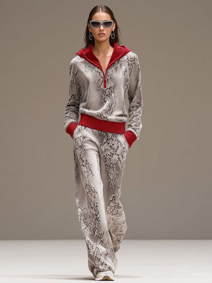 Tamara soft velvet tracksuit women – model wearing
