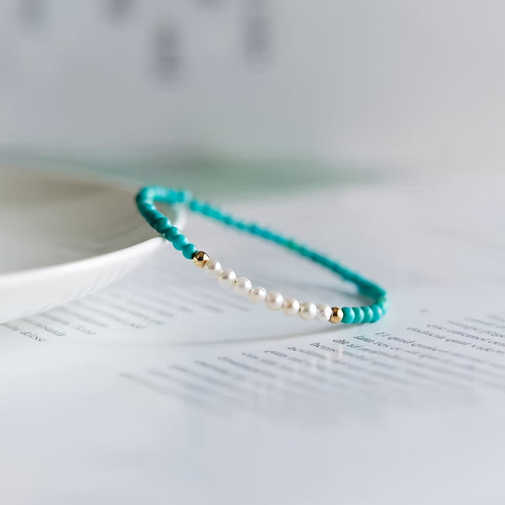 Bracelet displayed on a jewellery tray