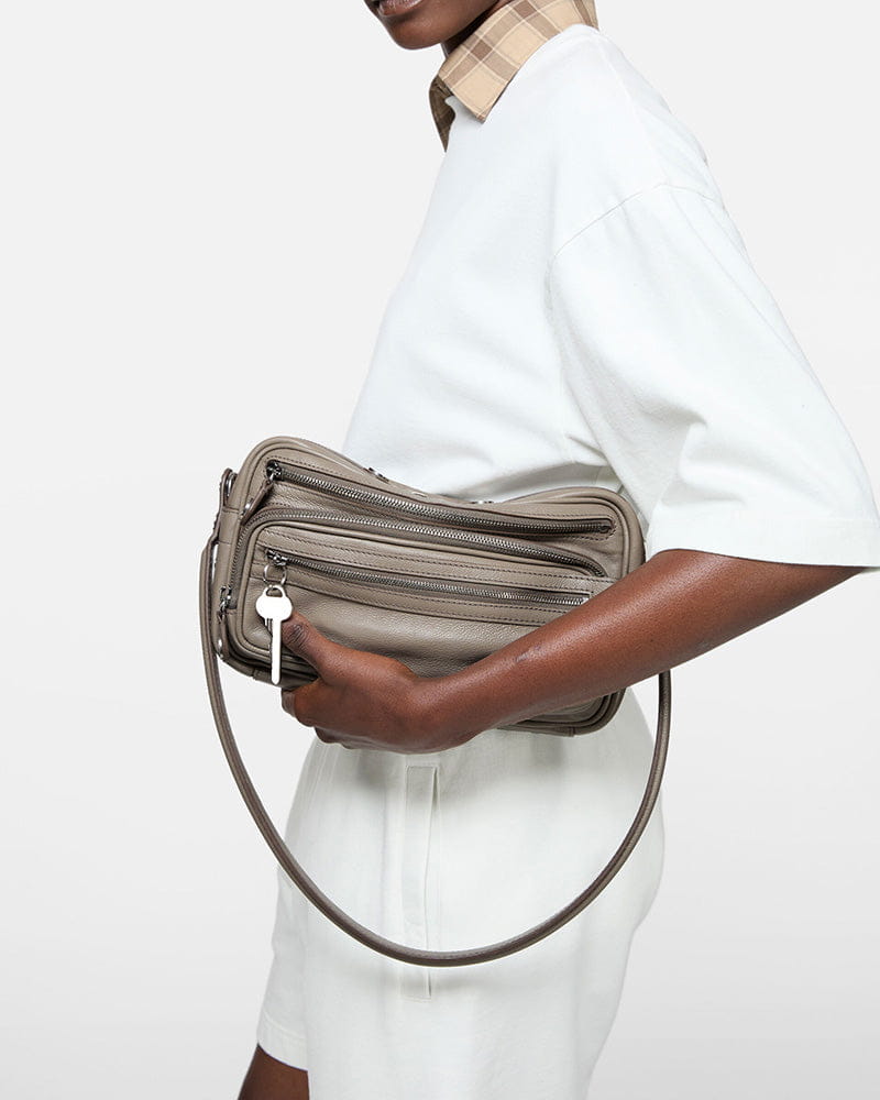 Multi Pocket Leather Shoulder Bag Zip Details