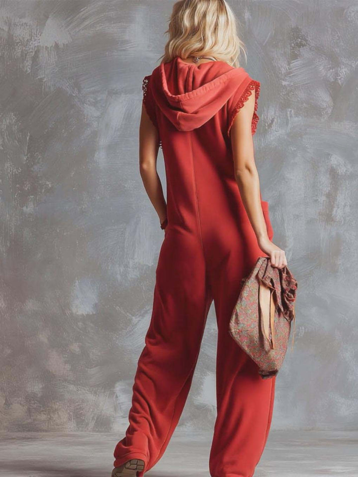 Women's sporty retro jumpsuit – model wearing