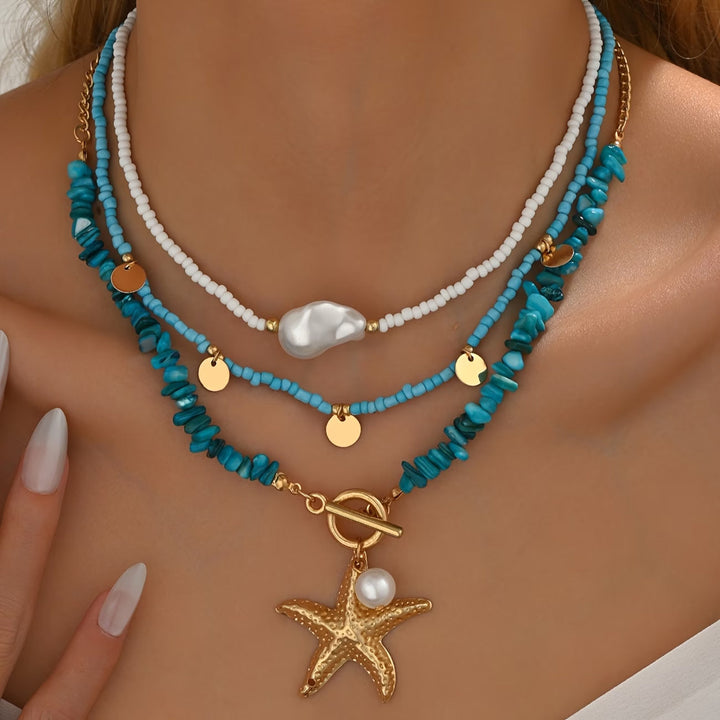Close-up of the alternating pearl and turquoise beads
