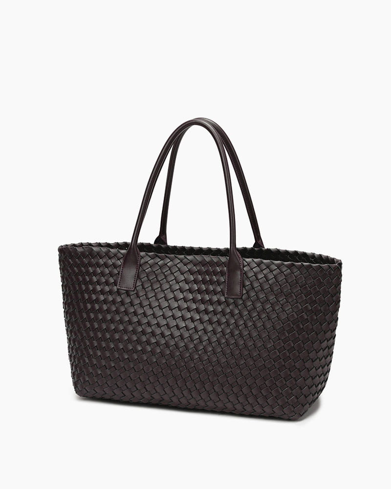 Chic Everyday City Handwoven Leather Tote