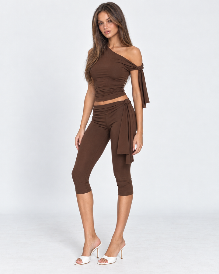 It Girl Capri Set
