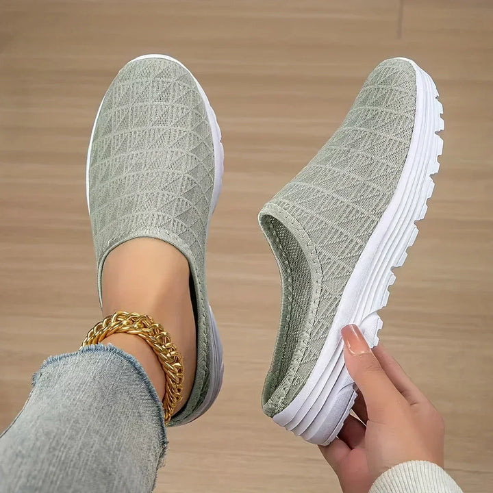 Brunilda | Breathable Flat Slipper
