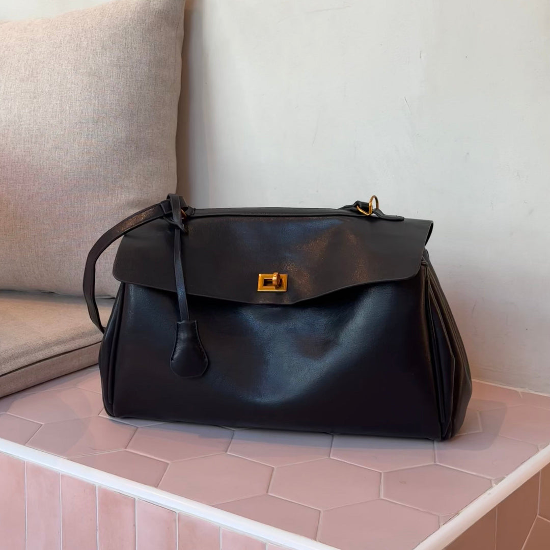 ARIA | Vintage Bag — women's bag, shown on the model