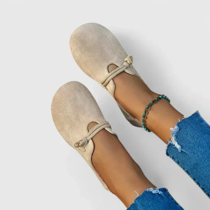 Ysavriann Orthopedic Loafers — detail view