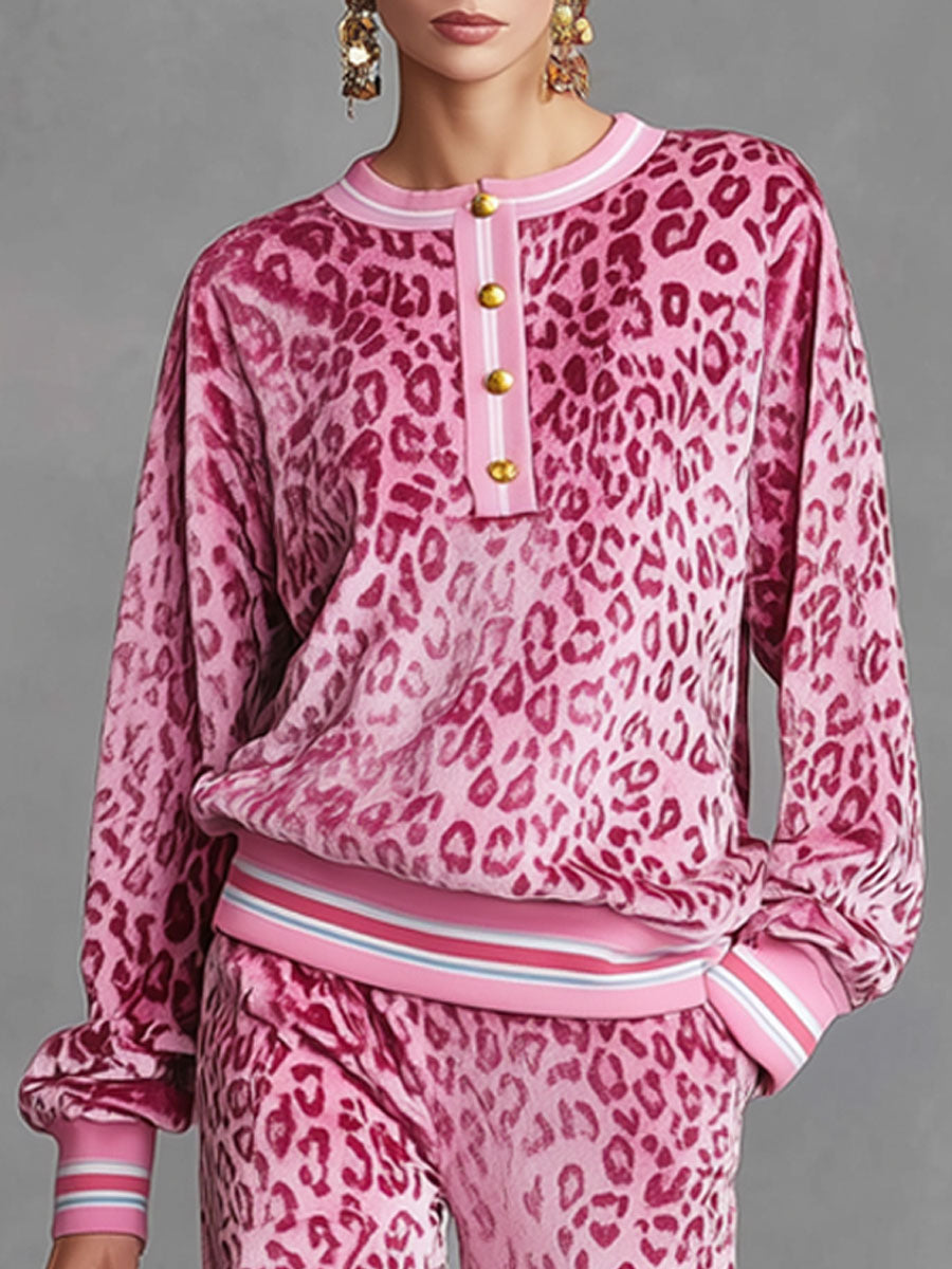 Velvet co-ord sports set women – close-up
