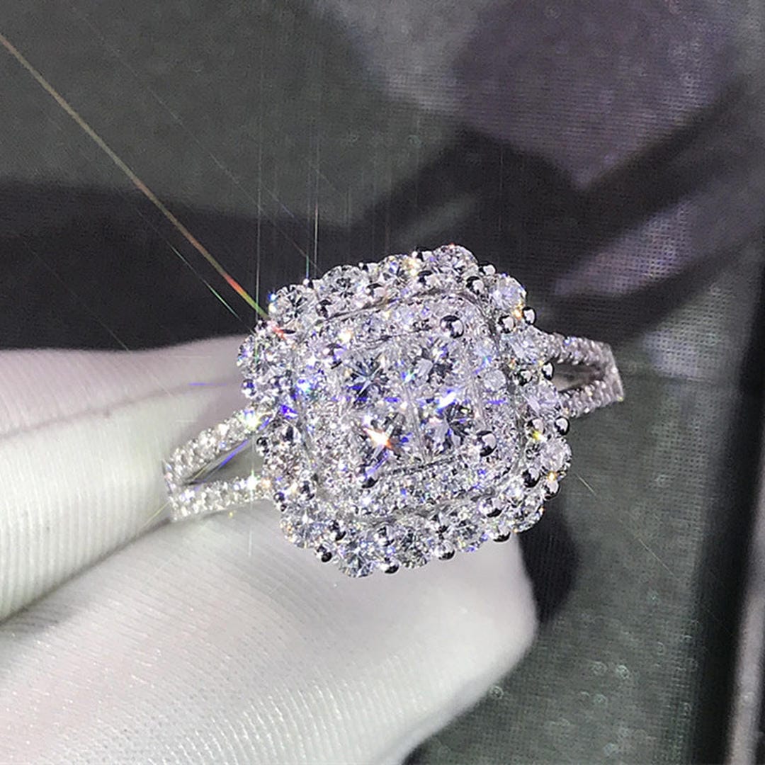 Side angle showing the band detail