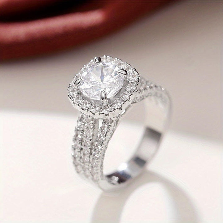 Close-up of the cushion-cut centre stone
