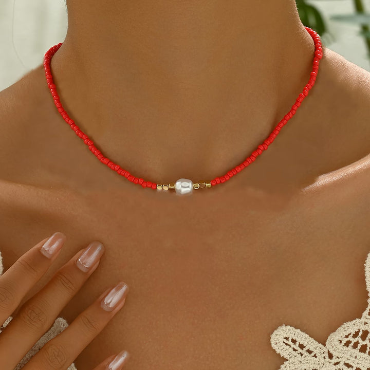 Detail shot of the pearl pendant clasp