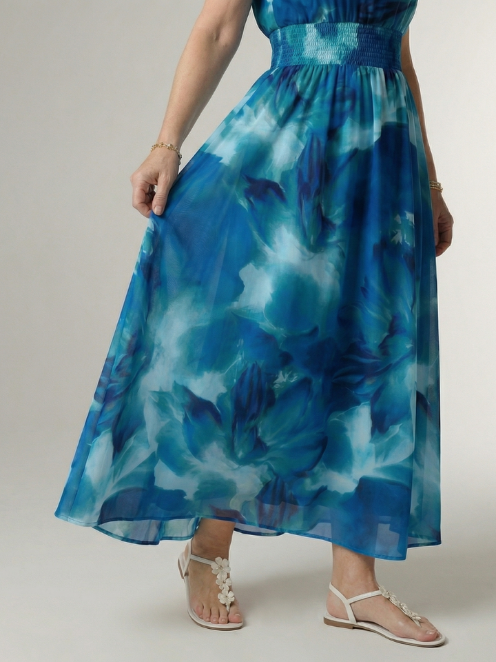 Sylin Midi Dress — lifestyle shot