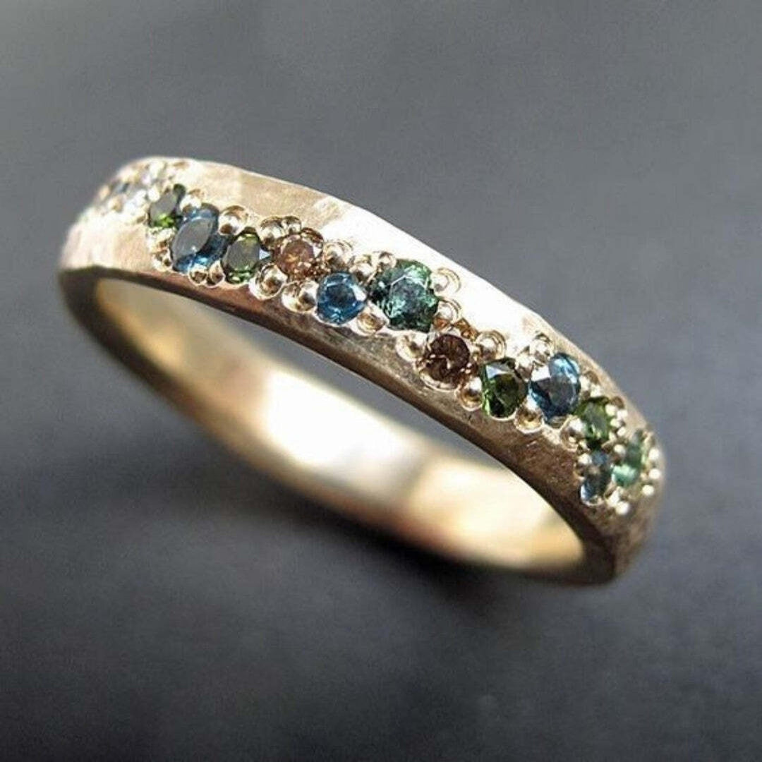 Main shot of the vintage gold multicolour stone ring