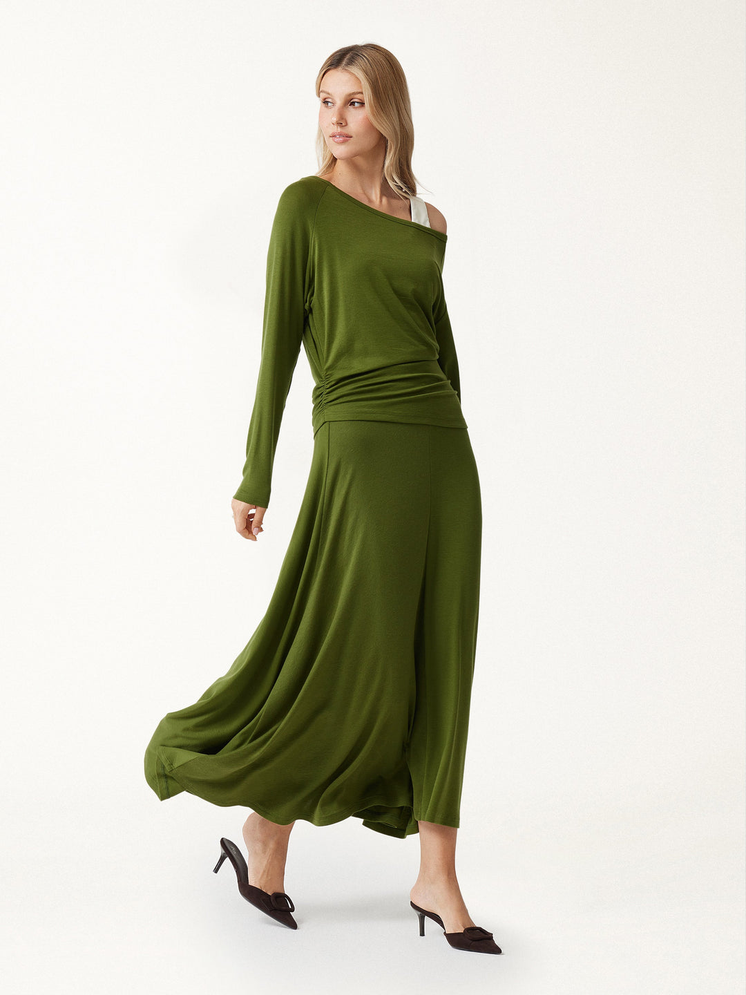 2Pcs Set LiteWarm Boatneck Off-Shoulder Ruched Top & Lyocell-Cashmere Blend Mid-Rise Umbrella Maxi Skirt