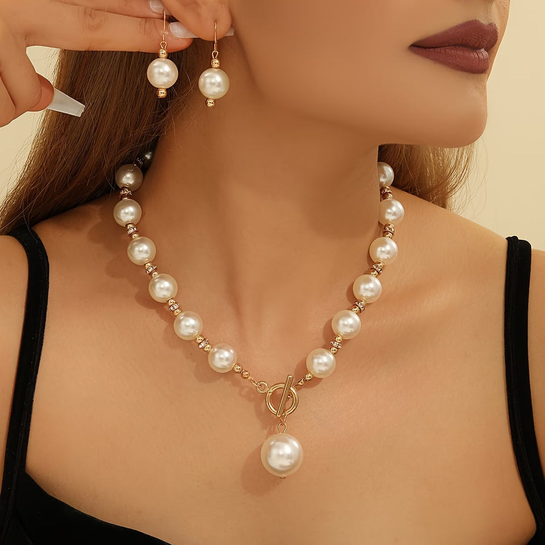 Chunky pearl necklace set shown from a different angle