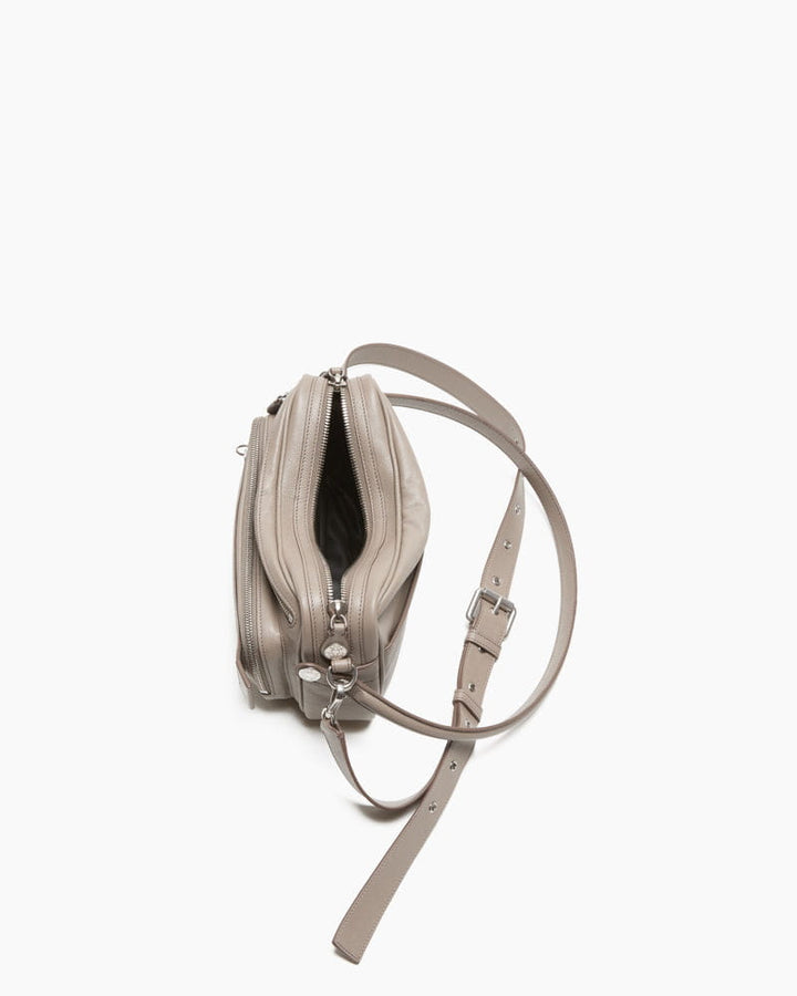 Multi Pocket Leather Shoulder Bag Zip Details