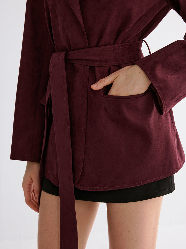 Minimal Belted Blazer