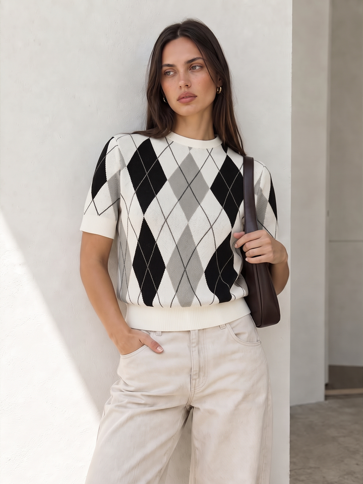 Color-Block Argyle Short Sleeve Knit Sweater - women's sweater, neckline detail