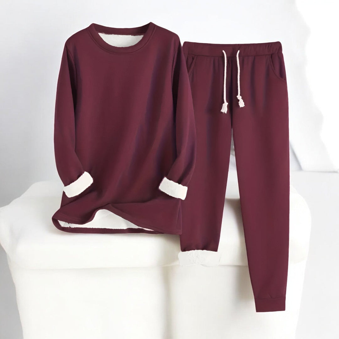 Avery Cozy Thermal Fleece Set — lifestyle shot