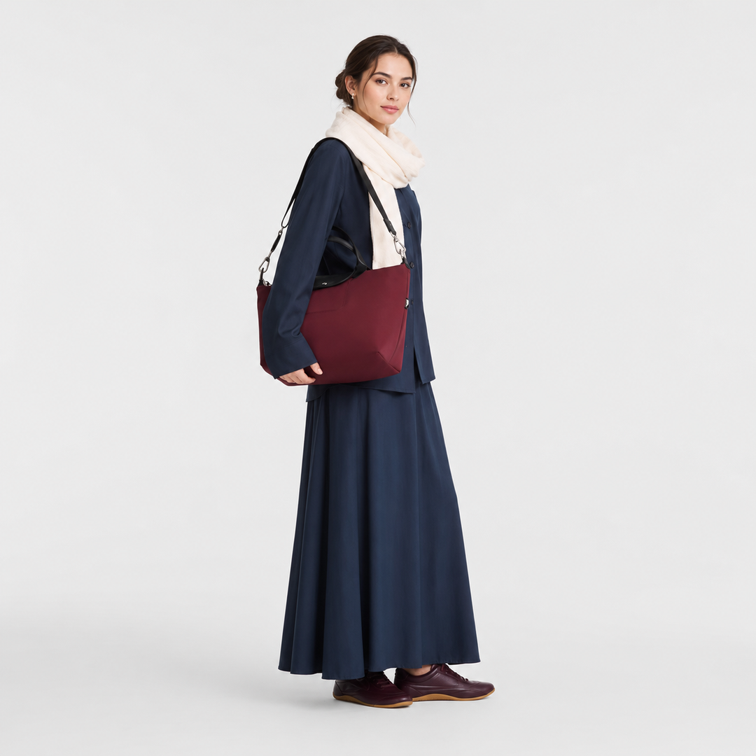 Longchamp Le Pliage Energy L Bag Burgundy — lifestyle