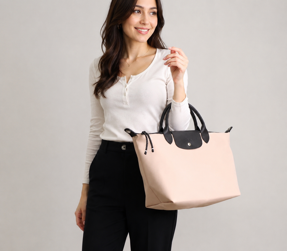 Longchamp Le Pliage Energy L Bag Pink — lifestyle