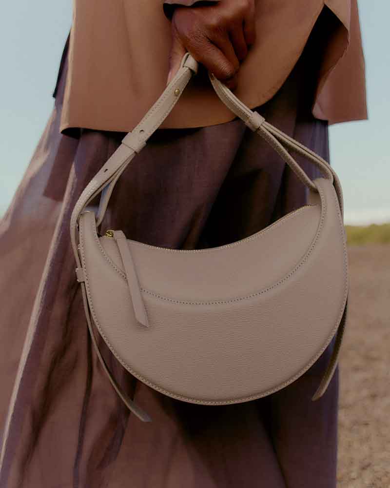 Everyday City Textured Leather Shoulder Bag