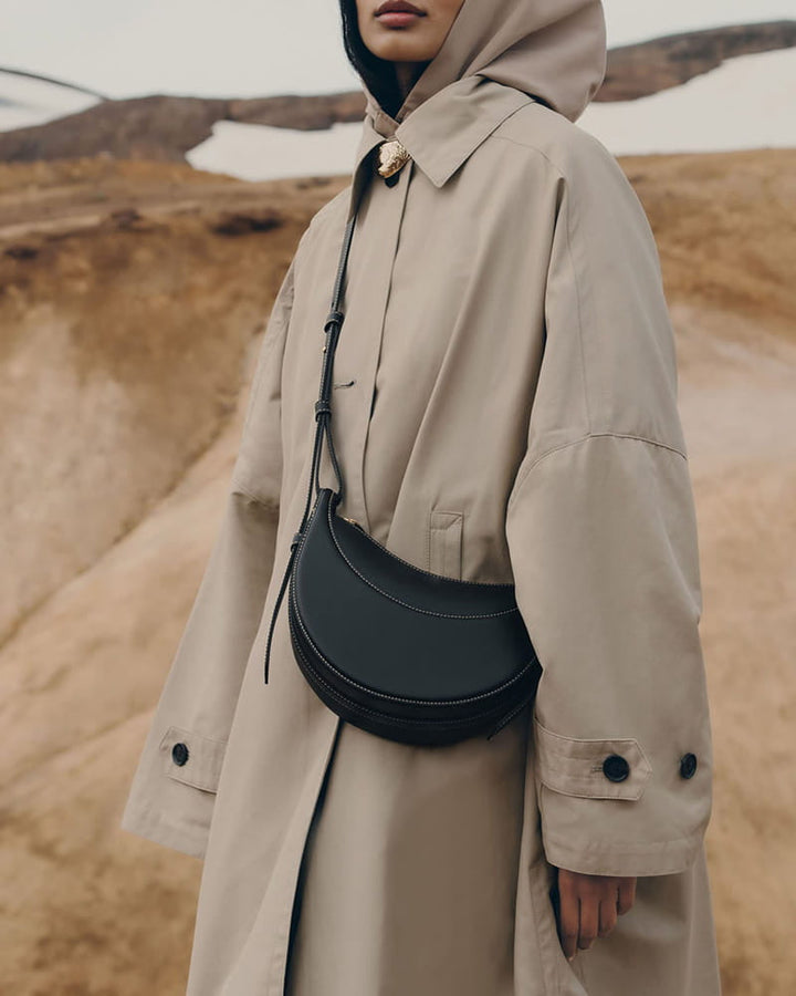 Everyday City Textured Leather Shoulder Bag