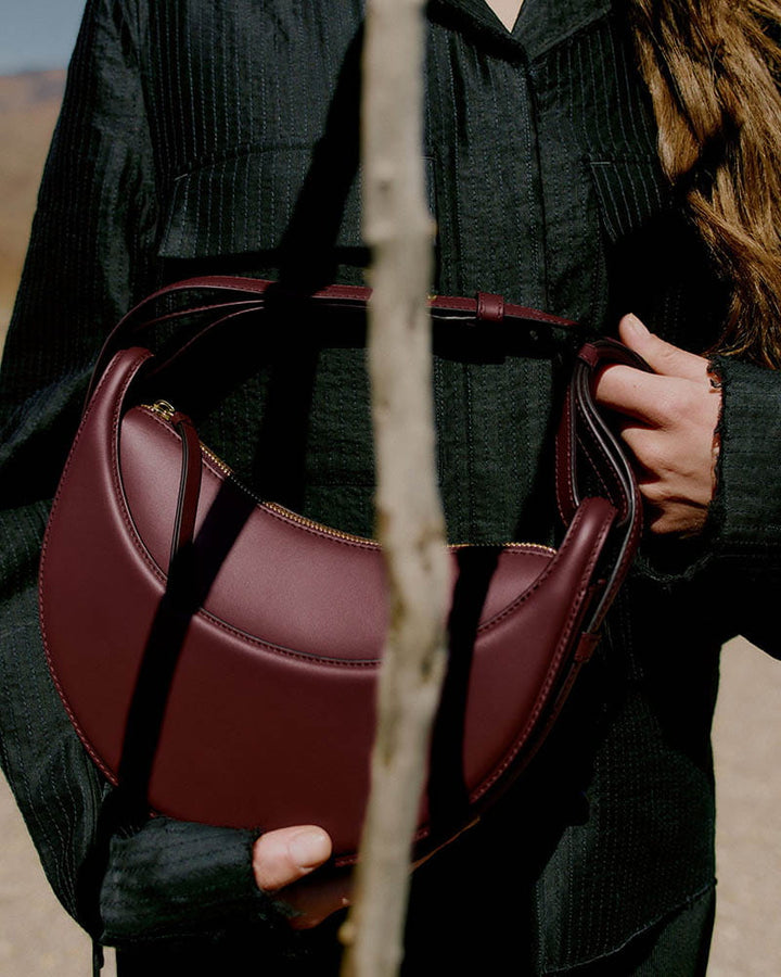 Everyday City Textured Leather Shoulder Bag