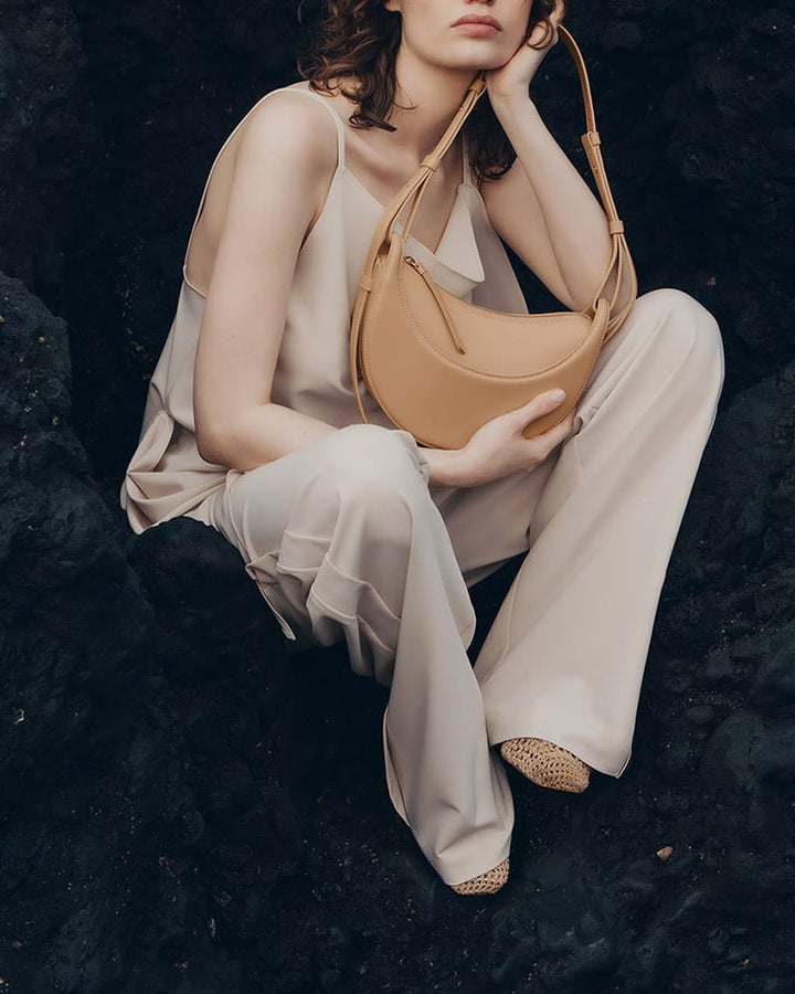 Everyday City Textured Leather Shoulder Bag