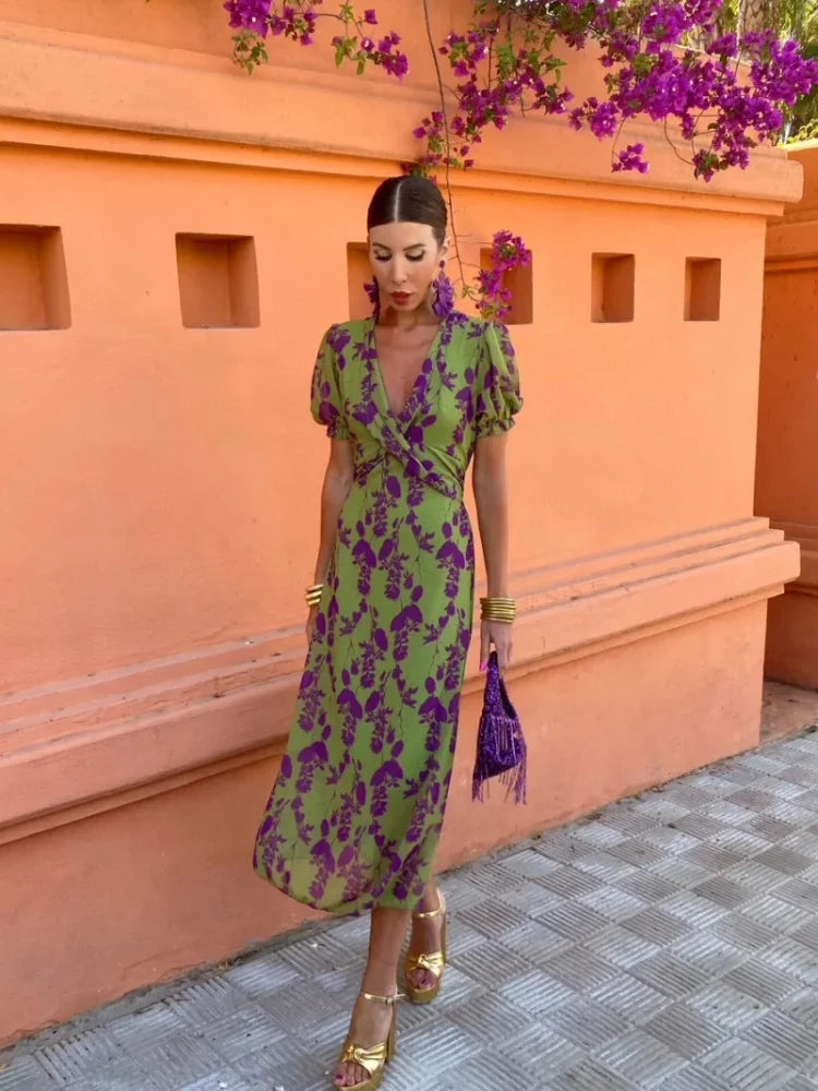 Lucinda - Boho V-Neck Floral Pleated Dress — side view