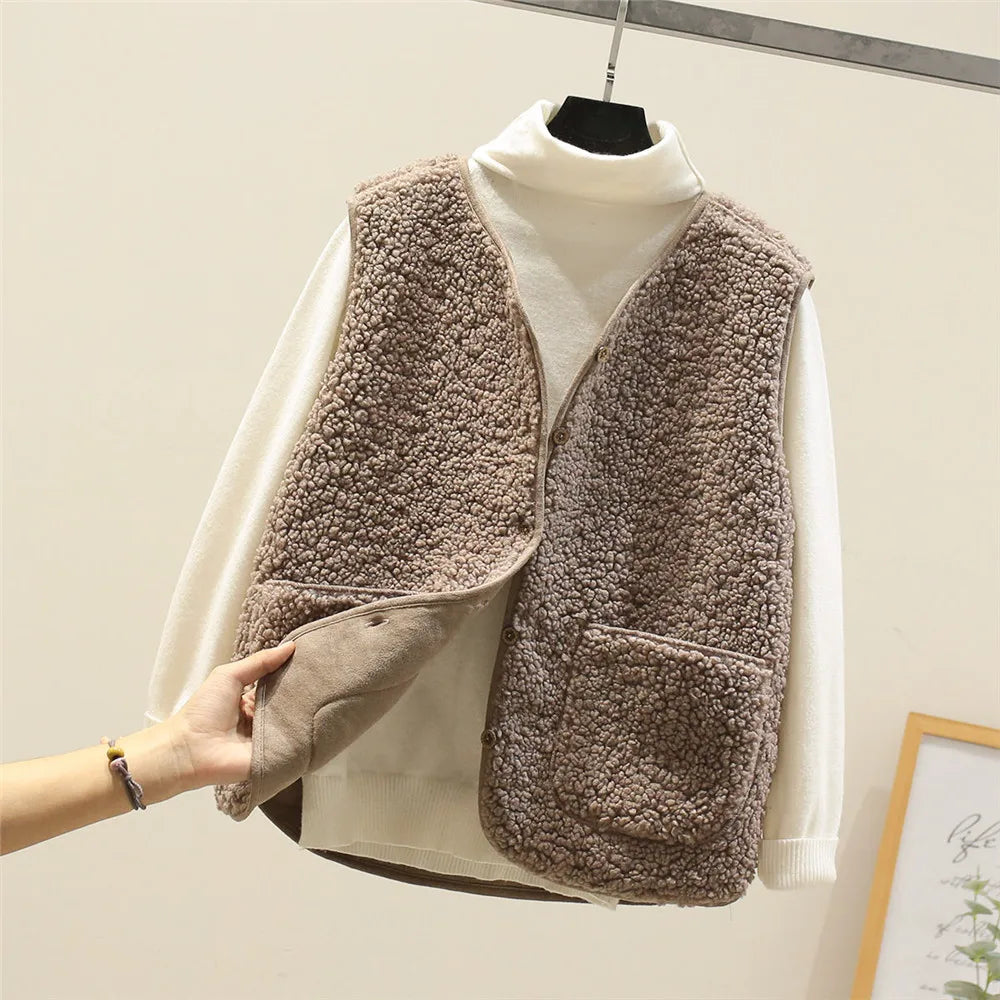 Layla Elegant Vest — additional view