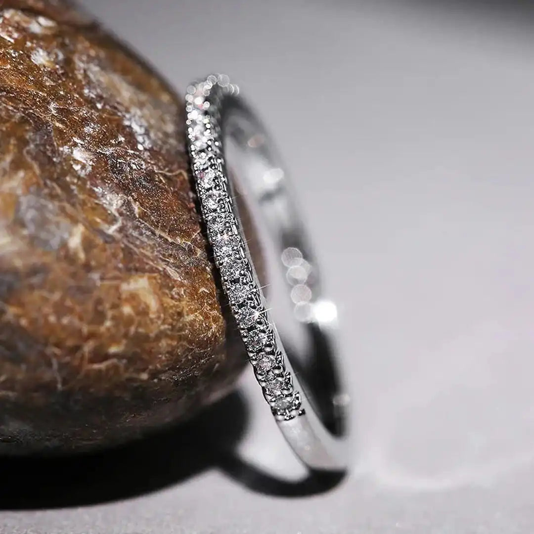 Close-up of the brilliant zirconia stone