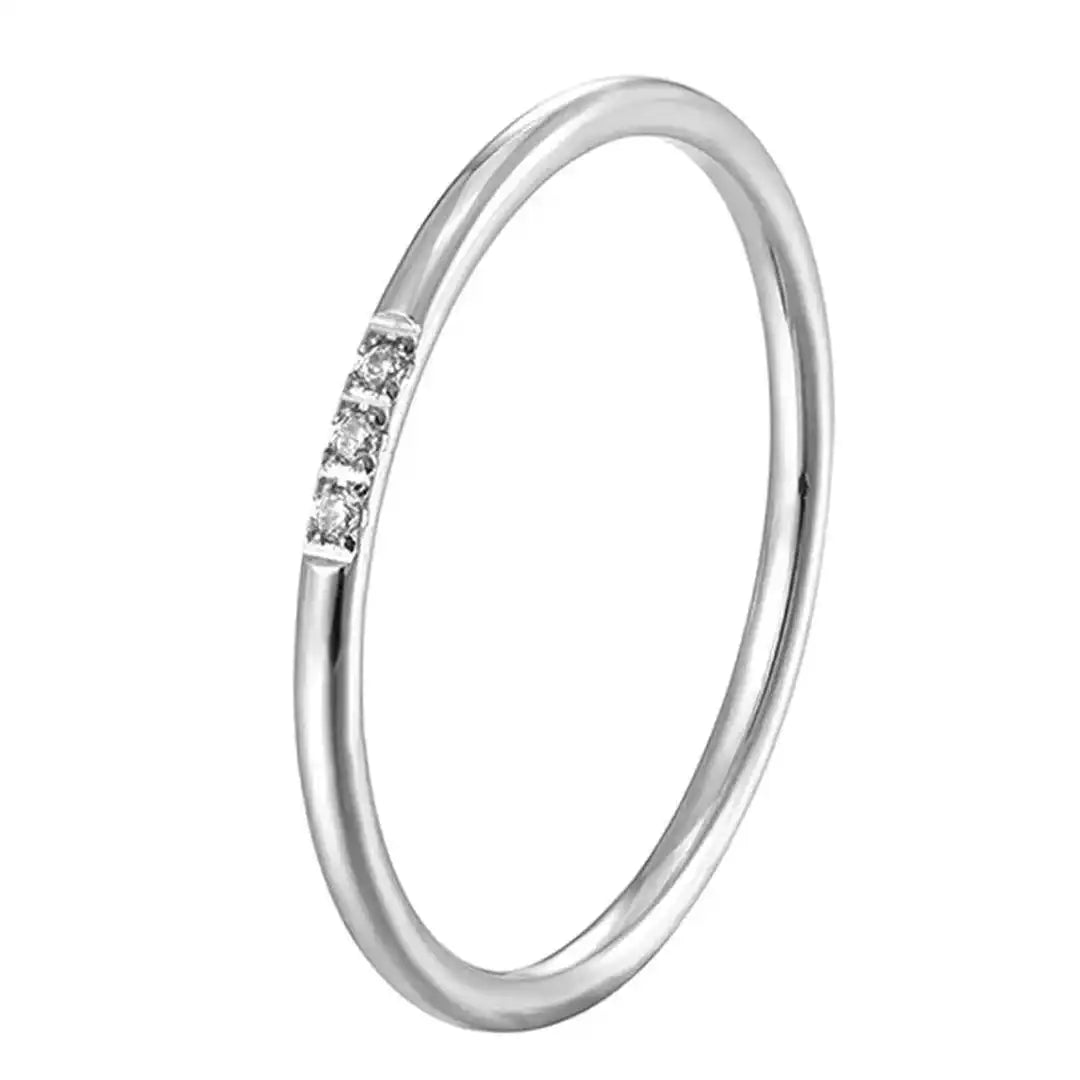 Ring displayed on a jewellery stand