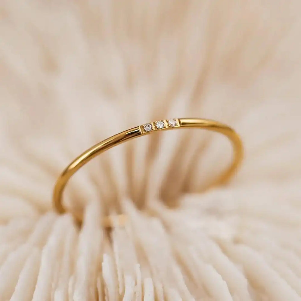 Close-up of the zircon stone detail