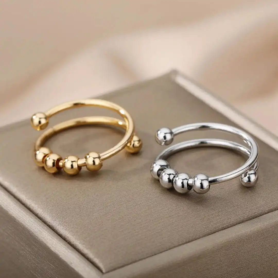 Main shot of the anti-stress spinner ring