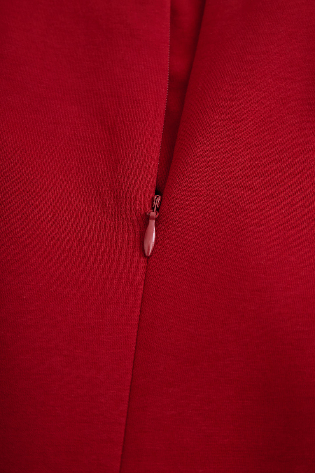 Ruby | Burgundy Sleeveless Midi Dress