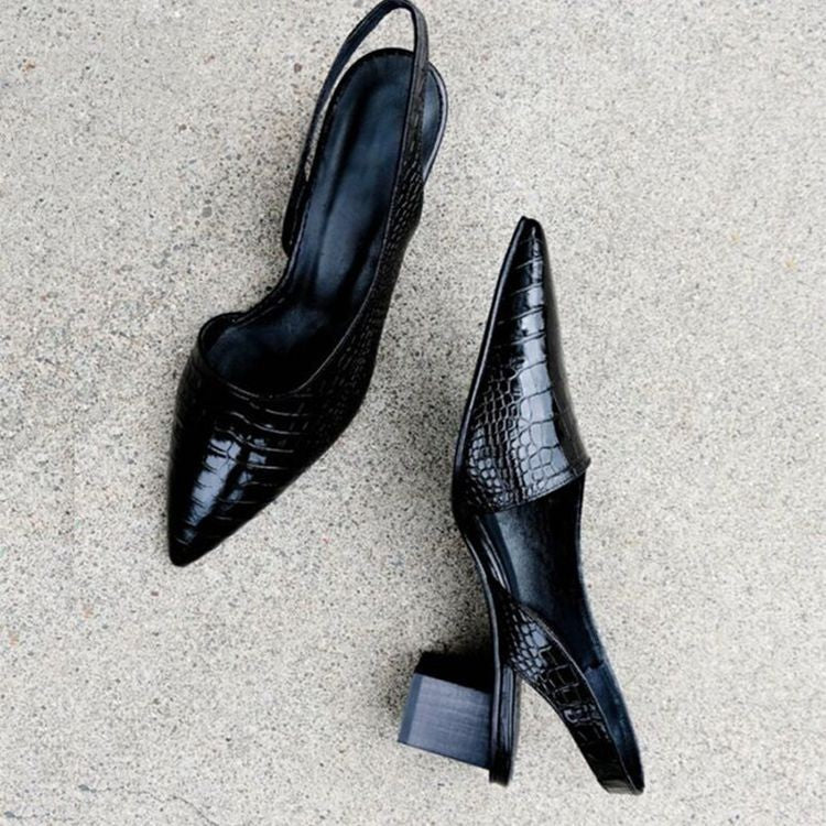 Wynn Orthopedic Wide-Toe Heels — detail view