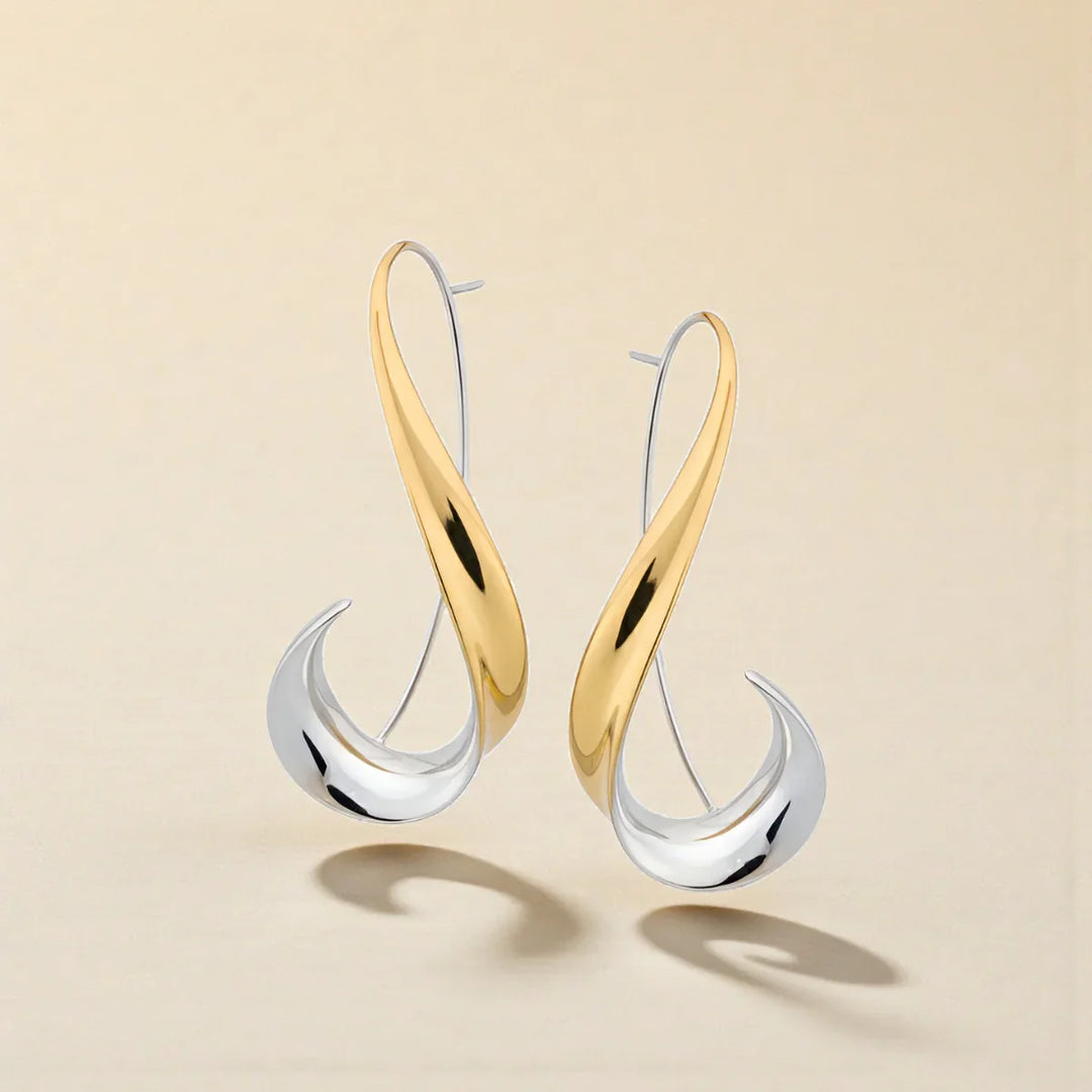 Close-up of the minimalist gold detail
