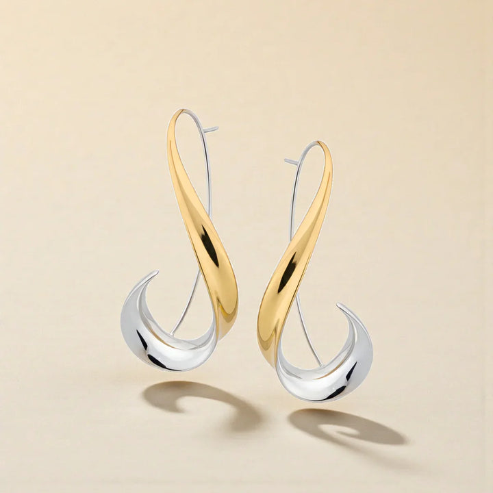 Close-up of the minimalist gold detail