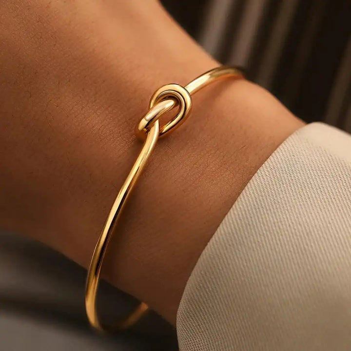 Main shot of the woven twist texture bangle
