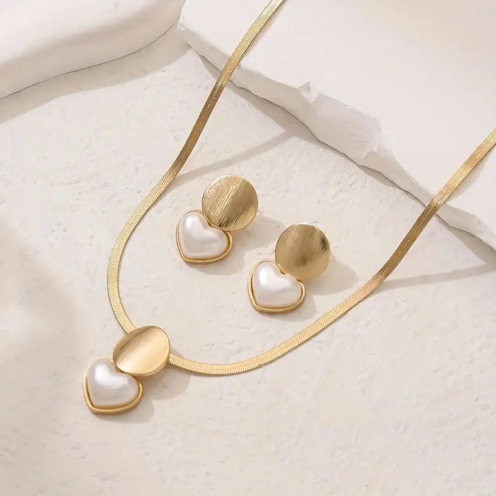 Set worn on a model