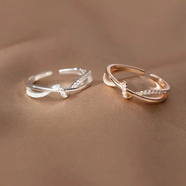 Ring displayed on a jewellery stand