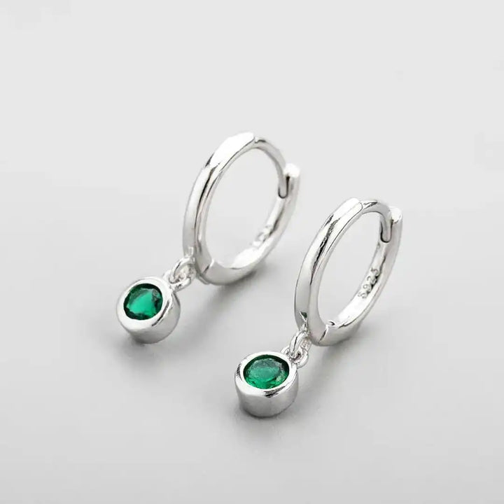 Close-up of the green zircon stone detail
