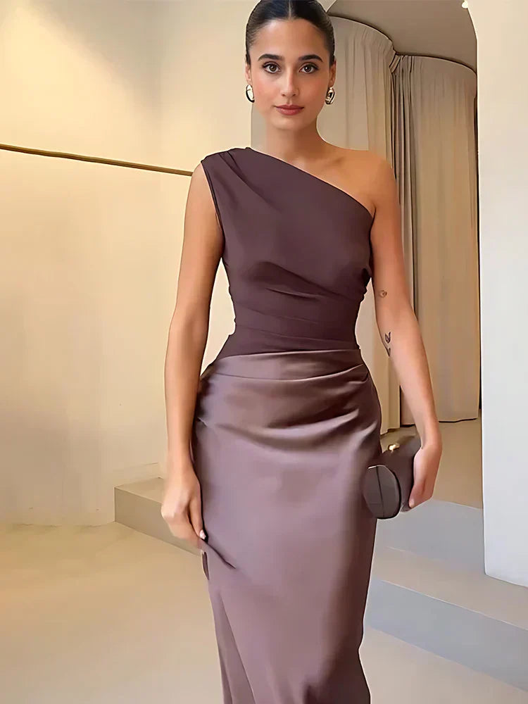 Sophia — side view