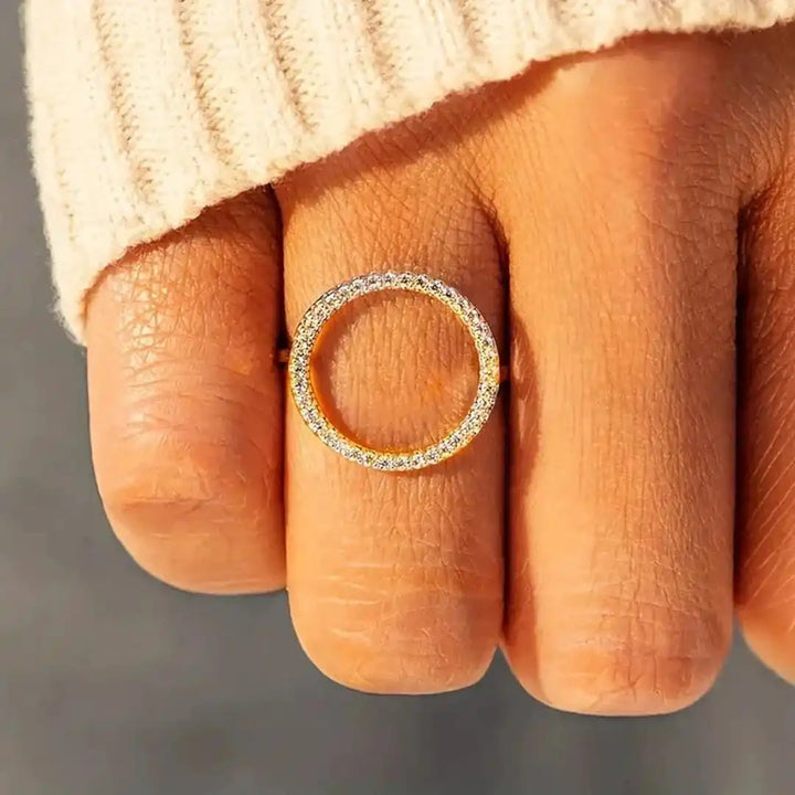 Main shot of the hollow round zirconia ring